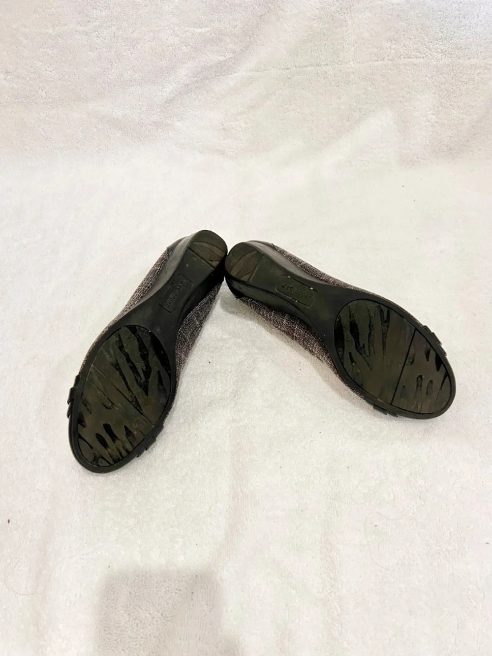 Anne Klein Flats wedge slip on with buckle bow black grey sz 7